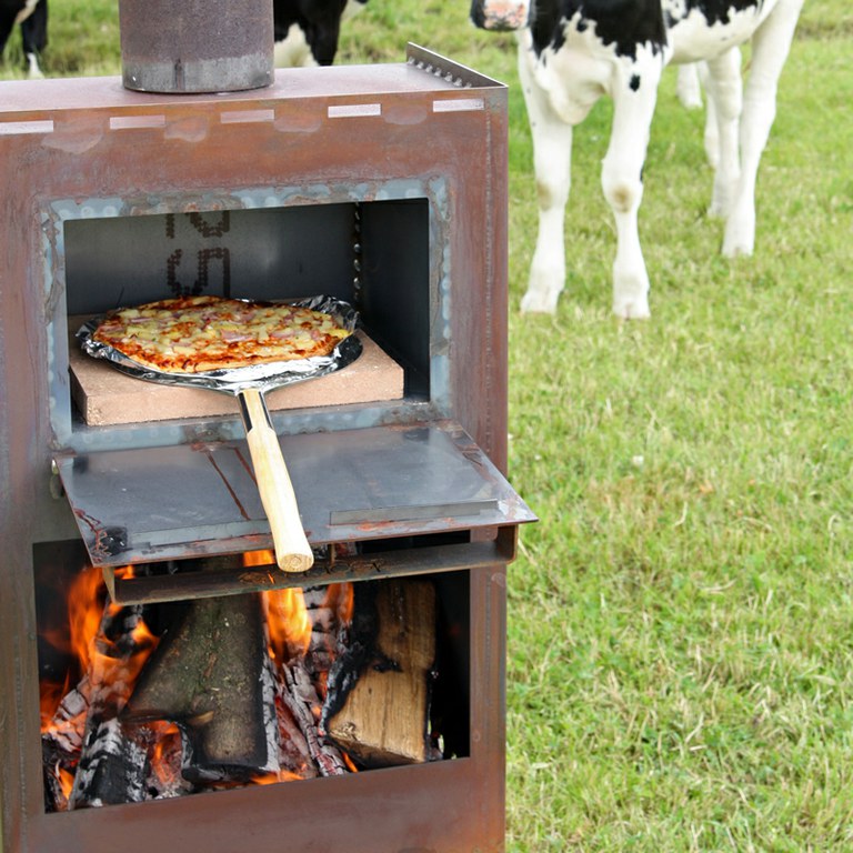 onder Afleiden Relatieve grootte Nieuw: de buitenhaarden van het Friese merk Kaggels! Met pizzaoven! —  Klaver Haardencentrum Friesland